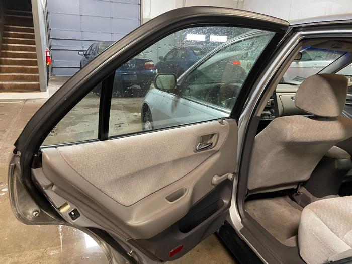 2001 honda accord dx with 207857 miles for sale near elk-river, minnesota 985846326d24440691187e9398622bfd.jpg