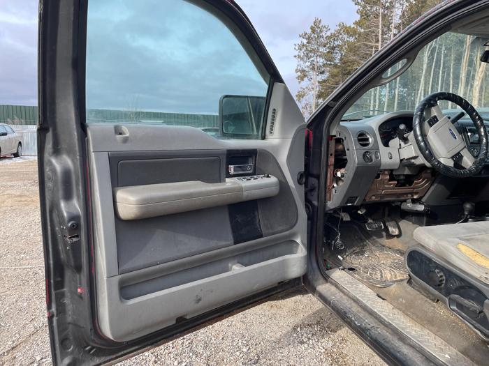 2004 ford f-150 xl with 243495 miles for sale near elk-river, minnesota 985f57ff871a45a4883c5e5edd7e3e55.jpg