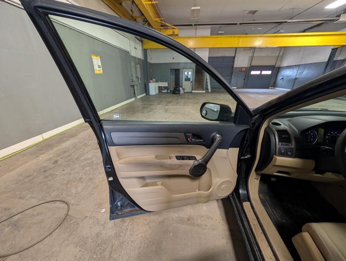 2009 honda cr-v lx-4wd-5-speed-at with 229290 miles for sale near elk-river, minnesota 9877f44c08dd424fb553bcadb784ec3c.jpg