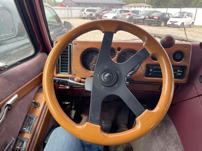 1991 gmc vandura g2500 with 151379 miles for sale near elk-river, minnesota 988bab09bae44f3d8dd0d6dce36e7e8f.jpeg