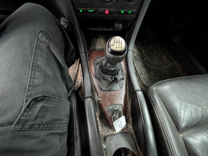 2008 saab 9-3 2.0t with 164934 miles for sale near elk-river, minnesota 98a57fac60af4462a8396f2994b9f0da.jpg