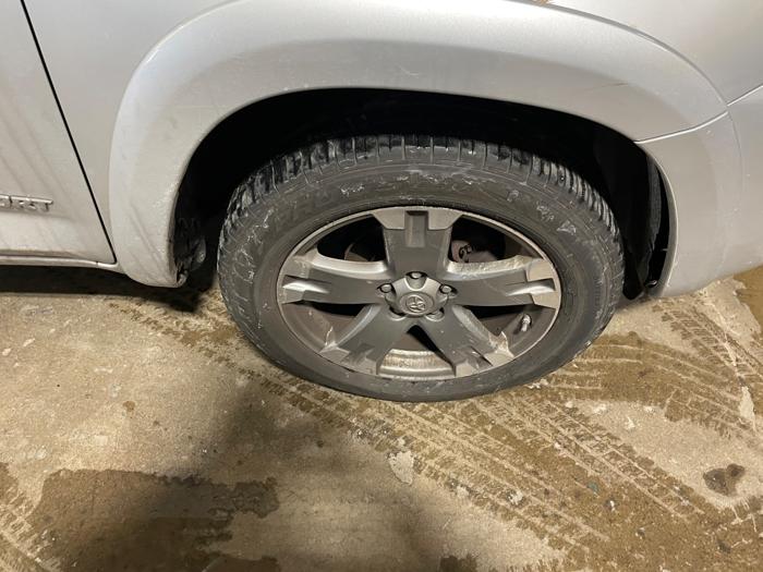 2009 toyota rav4 sport-i4-4wd with 221235 miles for sale near elk-river, minnesota 98a69d8cf6684a519ad28339a1dc1a47.jpeg