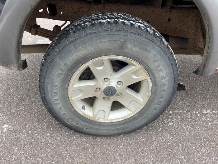 2002 ford f-150 xl-supercab-short-bed-4wd with 177669 miles for sale near redwood-falls, minnesota 98bbb99dea1142579b344e5d58d62bf3.jpeg