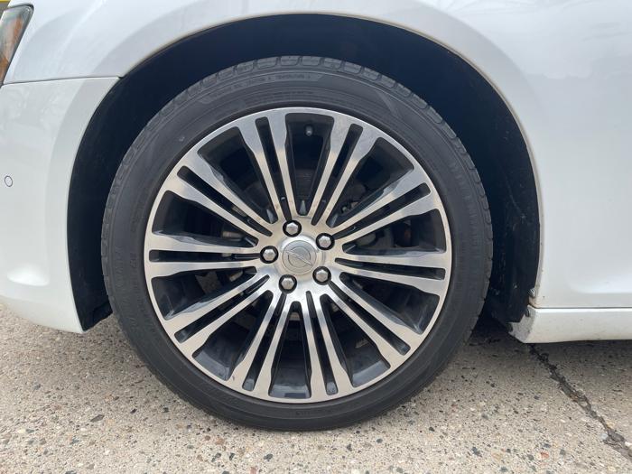 2013 chrysler 300 s-v6-rwd with 99103 miles for sale near saint-paul, minnesota 98be0fadb7c446f3b342ca7740c5a969.jpeg