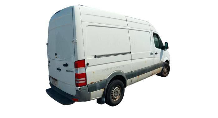 2011 freightliner sprinter 2500-144-in.-wb with 342161 miles for sale near elk-river, minnesota 98c39b202a484275b0d91334fa550e35.jpg