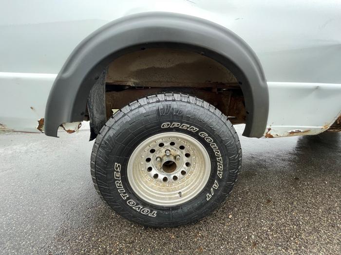 2000 ford ranger xl-supercab-4wd with 194501 miles for sale near alexandria, minnesota 98c92e98074a46efb5e478cf663587ab.jpeg
