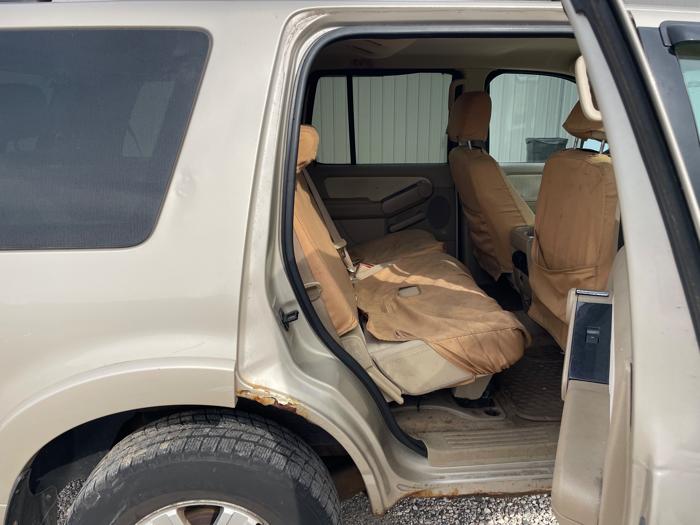 2007 ford explorer xlt-4.0l-4wd with 156929 miles for sale near elk-river, minnesota 98ea3eae0c364db8b88112e336c9531a.jpeg
