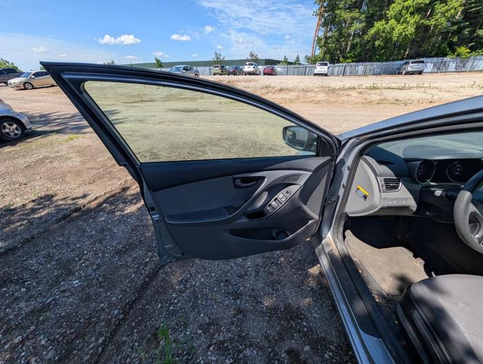 2015 hyundai elantra with 89936 miles for sale near elk-river, minnesota 98f02d27ac4d4429bf847e6907eeaaf2.jpg
