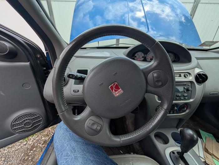 2004 saturn ion sedan-3 with 196187 miles for sale near elk-river, minnesota 99036ed3c6ab4dd4bba610a44ad81be4.jpg