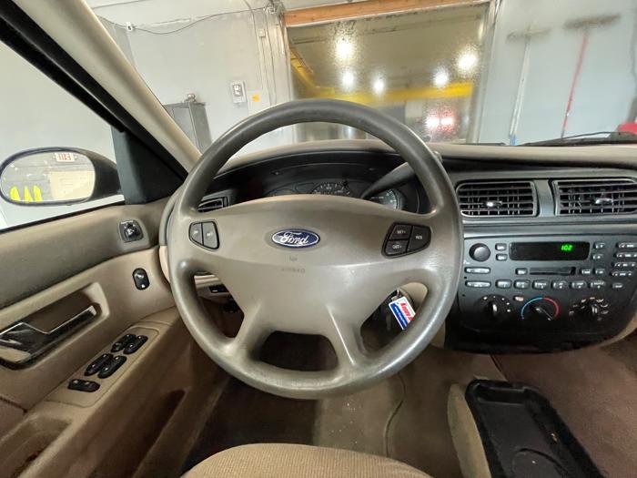 2000 ford taurus se with 35025 miles for sale near elk-river, minnesota 9922b7e1f82348b4aafc4cc031ad823e.jpeg