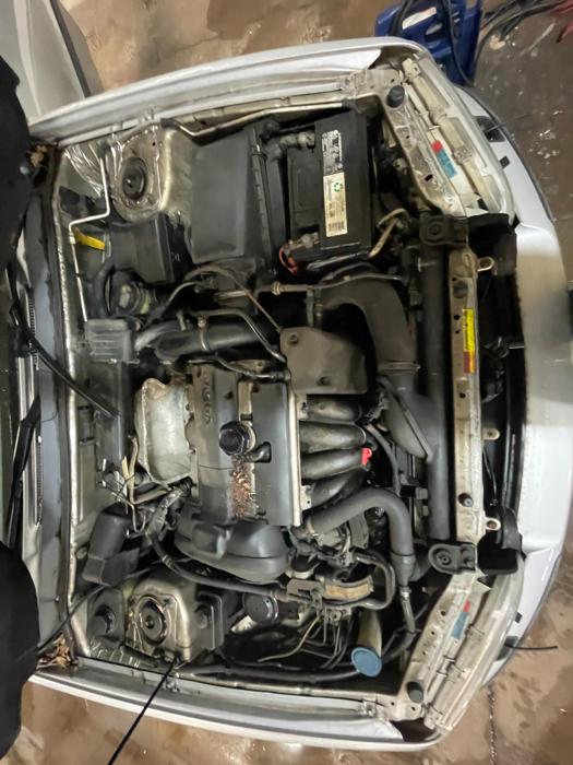2001 volvo v40 with 184716 miles for sale near elk-river, minnesota 994ca76eadfa4b0c8c456b6cf51d1a83.jpg