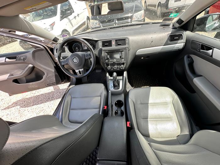 2014 volkswagen jetta hybrid-se for sale near elk-river, minnesota 9997d7b9651743c58f99e694b4ffafca.jpeg