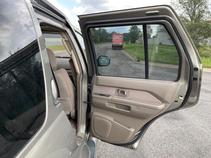 2004 nissan pathfinder se-4wd with 116043 miles for sale near elk-river, minnesota 999b3f79b899449d99a3b9f2bd637223.jpeg