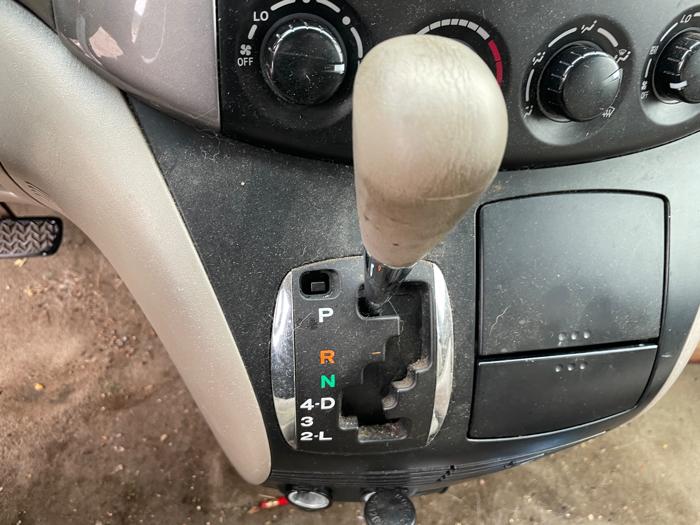 2009 toyota sienna ce-fwd-7-passenger with 176555 miles for sale near elk-river, minnesota 99a87d841d4347f895696c1cad752deb.jpeg