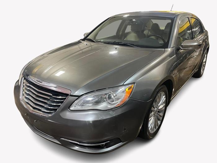 2012 chrysler 200-sedan limited with 167027 miles for sale near elk-river, minnesota 99b5d31479654350a514f013fb258ba6.jpg
