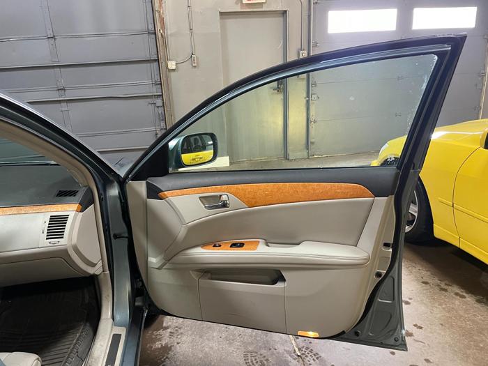 2005 Toyota Avalon
