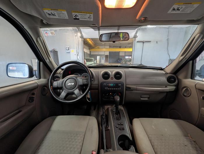 2007 jeep liberty sport-4wd with 124882 miles for sale near elk-river, minnesota 99f64b4079fe4254b1df2f83de300dcd.jpg