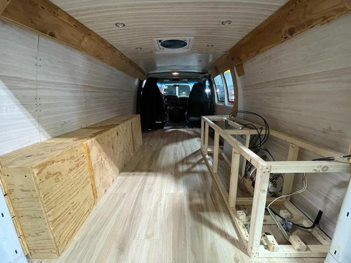 2002 Chevrolet Express