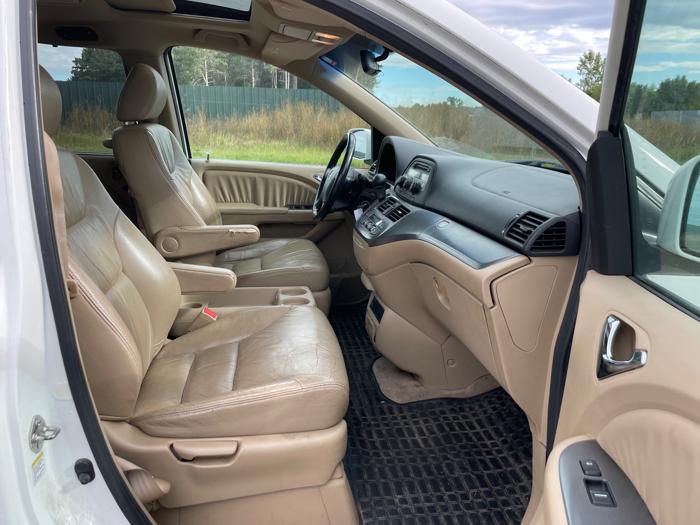 2007 honda odyssey ex-l-w--dvd-and-navigation with 180142 miles for sale near elk-river, minnesota 9a48c57f650a41678535be2054c7bad7.jpeg