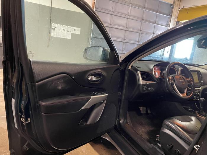 2018 jeep cherokee kl with 100063 miles for sale near elk-river, minnesota 9a62c8ed1d104b4799c245ecb57c4743.jpg