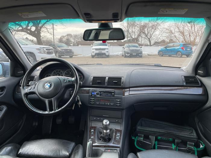 2002 bmw 3-series 330i-sedan with 161103 miles for sale near fridley, minnesota 9a7e5cc0879048f389b28de36f03c3c8.jpeg