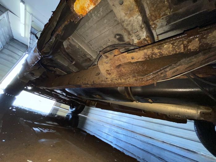 2002 chevrolet express 1500-cargo with 207977 miles for sale near elk-river, minnesota 9a8eb6dbd4e848e9b081104ea618c6bc.jpeg