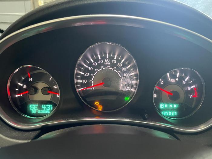 2011 chrysler 200 touring with 185037 miles for sale near elk-river, minnesota 9a96ab4b64d24d5cb6ed47772d4b26c2.jpg