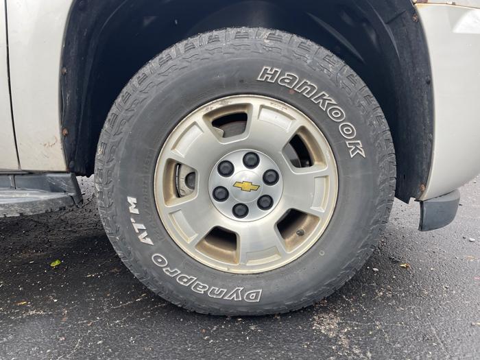 2007 chevrolet tahoe ls-4wd with 188898 miles for sale near white-bear-lake, minnesota 9aa1a2ae6f1d401eb35e8493811d4f12.jpeg