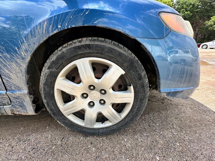 2007 honda civic with 287938 miles for sale near elk-river, minnesota 9ae5ea556ac849bd9fe4ec3a5cc99910.jpeg