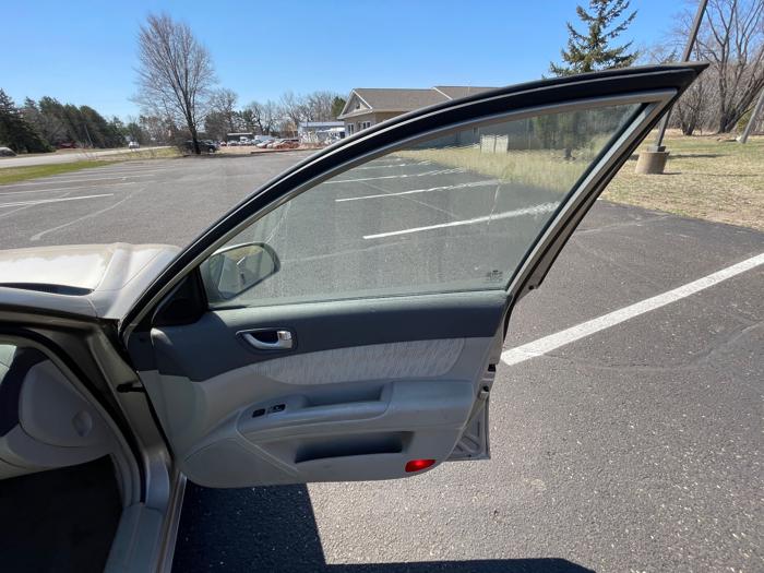 2001 hyundai sonata gl with 173208 miles for sale near columbus, minnesota 9b35d2cbe35941da90a9597221a23a09.jpeg