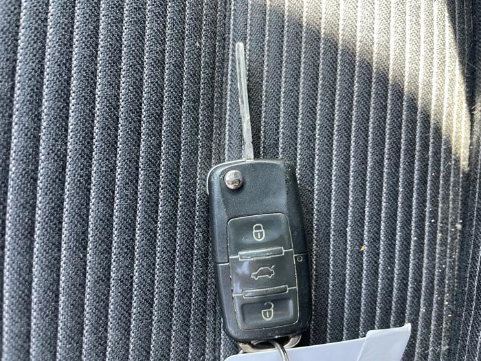 2004 volkswagen jetta gls-1.8t with 202248 miles for sale near elk-river, minnesota 9b416088e9854338b5ff22afe778a509.jpeg