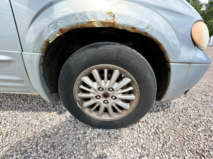 2002 chrysler town-&-country limited with 142848 miles for sale near elk-river, minnesota 9b439356e31b470baf64cd3236a38221.jpeg