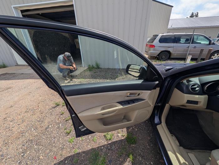 2009 mazda mazda3 i-sport-4-door with 175914 miles for sale near elk-river, minnesota 9b59dd7f3e91411897ab6eabcd4b1858.jpg