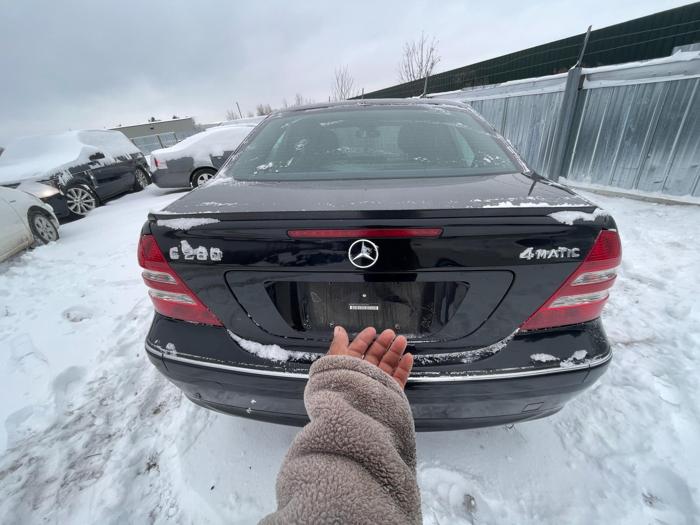 2007 mercedes-benz c-class 4-matic with 181447 miles for sale near elk-river, minnesota 9b802d71655b424bae5699ebc4f47959.jpg