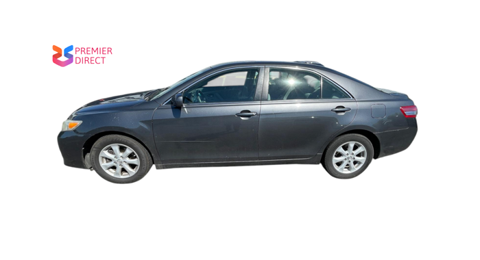 2011 toyota camry base-6-spd-at with 264570 miles for sale near shakopee, minnesota 9b88ae6ecec64b4a83c409f4edcd53bb.png