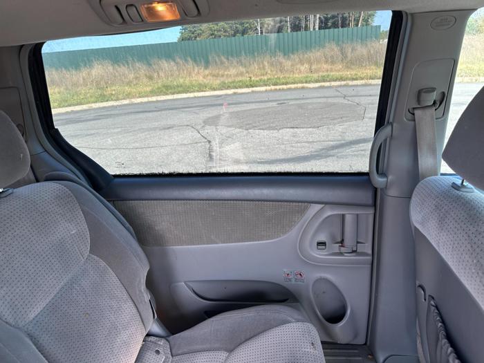 2006 toyota sienna le-7-passenger with 186110 miles for sale near elk-river, minnesota 9b95c052cfa045798ac8ad74e94a91d7.jpg