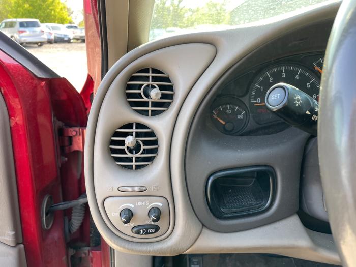 2004 pontiac bonneville sle with 166502 miles for sale near elk-river, minnesota 9bb67ca0c051499bb0f76359871359b1.jpeg