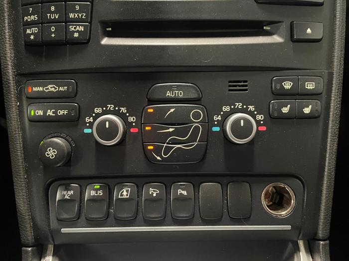 2013 volvo xc90 3.2 with 148200 miles for sale near elk-river, minnesota 9bd13c9de15441f2b0e20d8e2246db6f.jpg