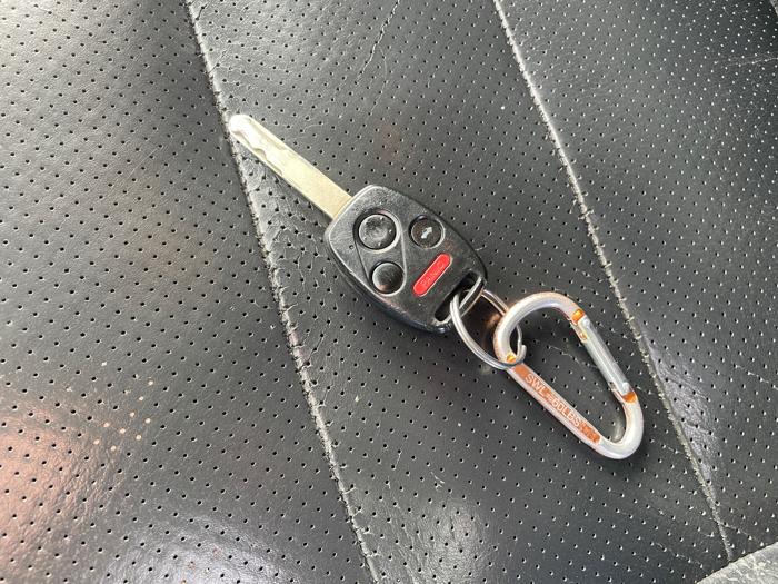 2005 honda cr-v se-4wd-at with 249119 miles for sale near farmington, minnesota 9bd5b2e231214669a53ba1d218031253.jpeg