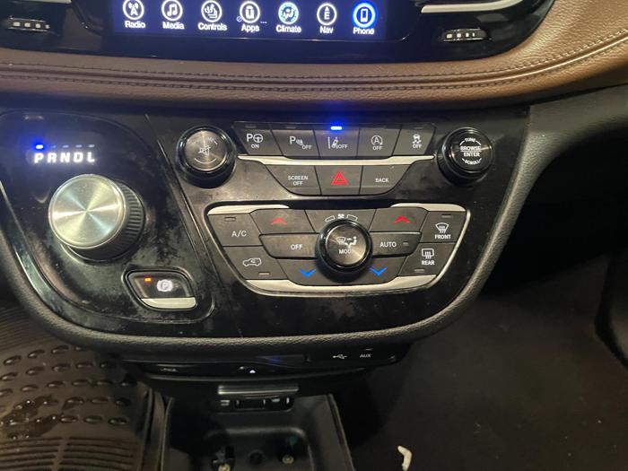 2017 chrysler pacifica limited with 117154 miles for sale near elk-river, minnesota 9c03d93d3eb54bcb84448a70ebc8b274.jpg