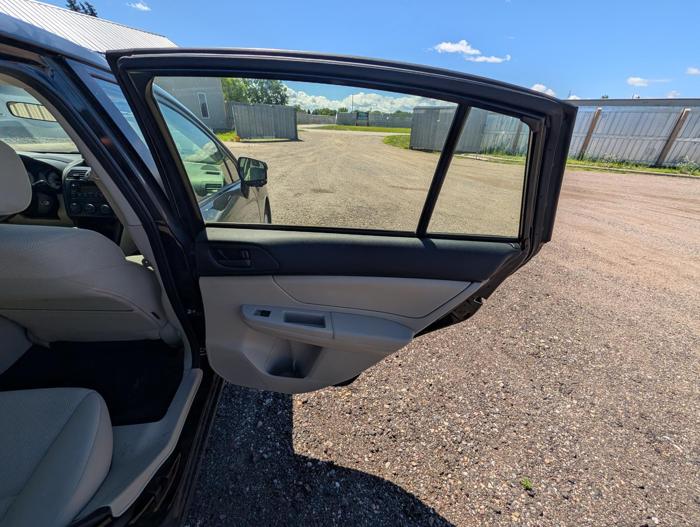 2013 subaru impreza with 159253 miles for sale near elk-river, minnesota 9c05d52c282f4697a537bfcacc3126e5.jpg