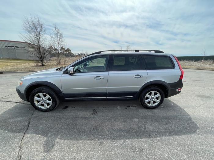 2008 volvo xc70 cross-country with 128415 miles for sale near elk-river, minnesota 9c11eeb74ca3459eb5bb916a92fb075b.jpeg