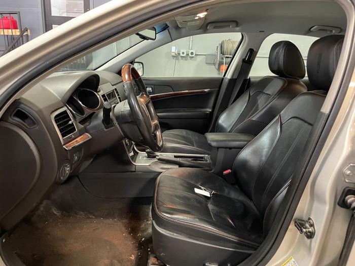 2010 Lincoln MKZ