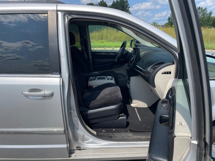 2011 chrysler town-&-country touring with 218543 miles for sale near elk-river, minnesota 9c21d3a9d52a40d89759b195ec6f25d5.jpeg