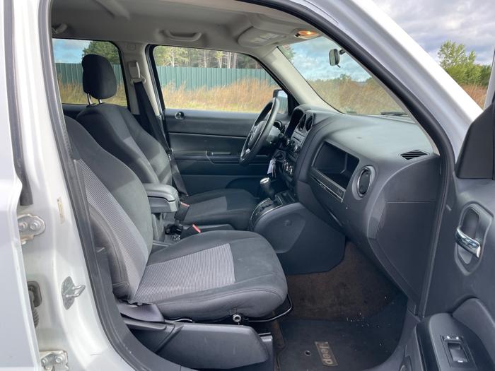 2014 jeep patriot sport-4wd with 159170 miles for sale near elk-river, minnesota 9c54a208337a460b98411566a509bb5c.jpeg