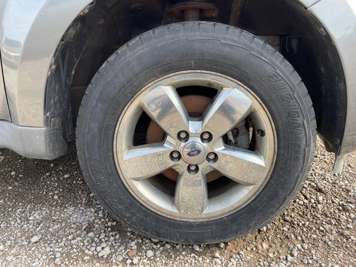 2009 ford escape limited-4wd-v6 with 193045 miles for sale near elk-river, minnesota 9c60d25779134971992828f3303b0c67.jpg