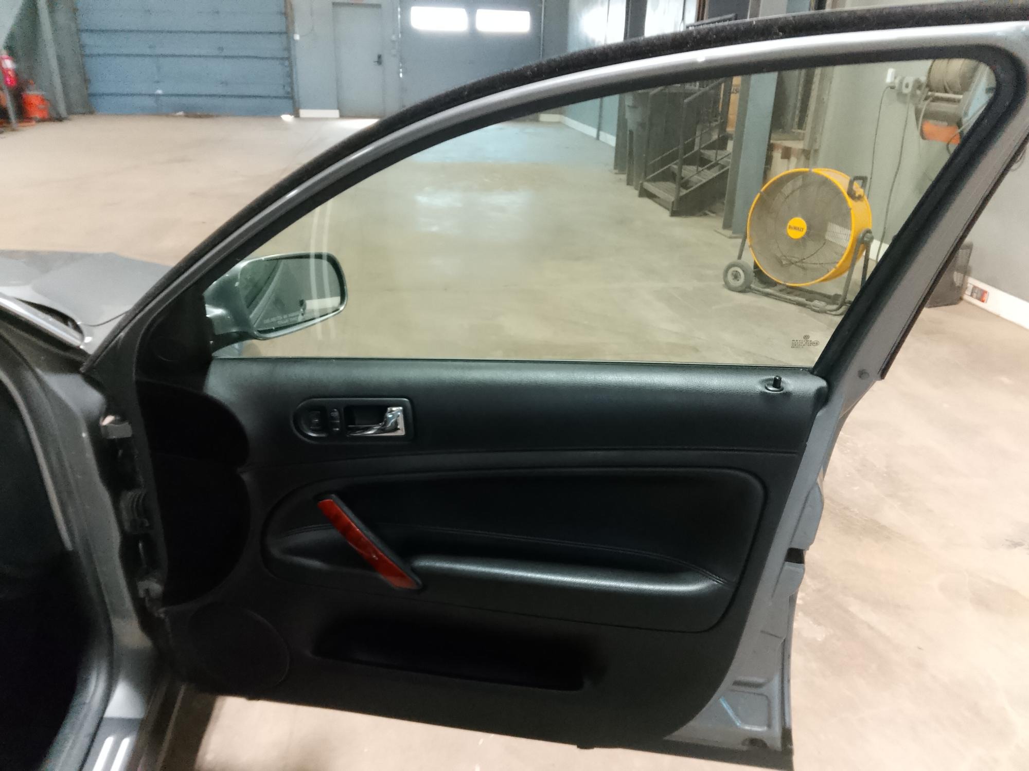 2003 volkswagen passat glx with 117120 miles for sale near elk-river, minnesota 9c819dcdd7104a278fa322330159095e.jpg