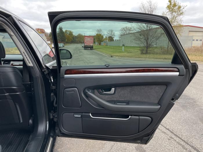 2010 audi a8 4.2-quattro with 207987 miles for sale near elk-river, minnesota 9c96aebe58724979baba8eb8646cb906.jpeg