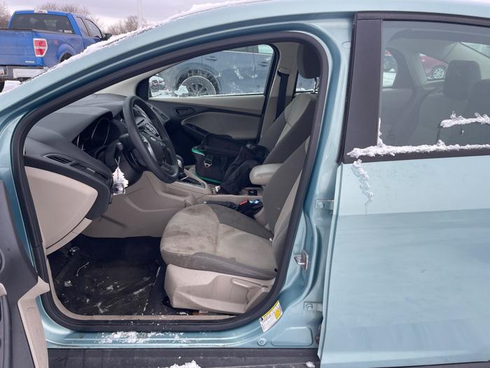 2012 ford focus se-sedan with 191692 miles for sale near rochester, minnesota 9cc73df148734aa89f36d8cf028810ec.jpeg