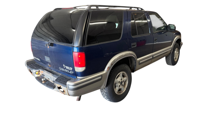 1999 chevrolet blazer 4-door-4wd with 195804 miles for sale near elk-river, minnesota 9cd3edbd157a4a72a2ced46ad72a1280.png